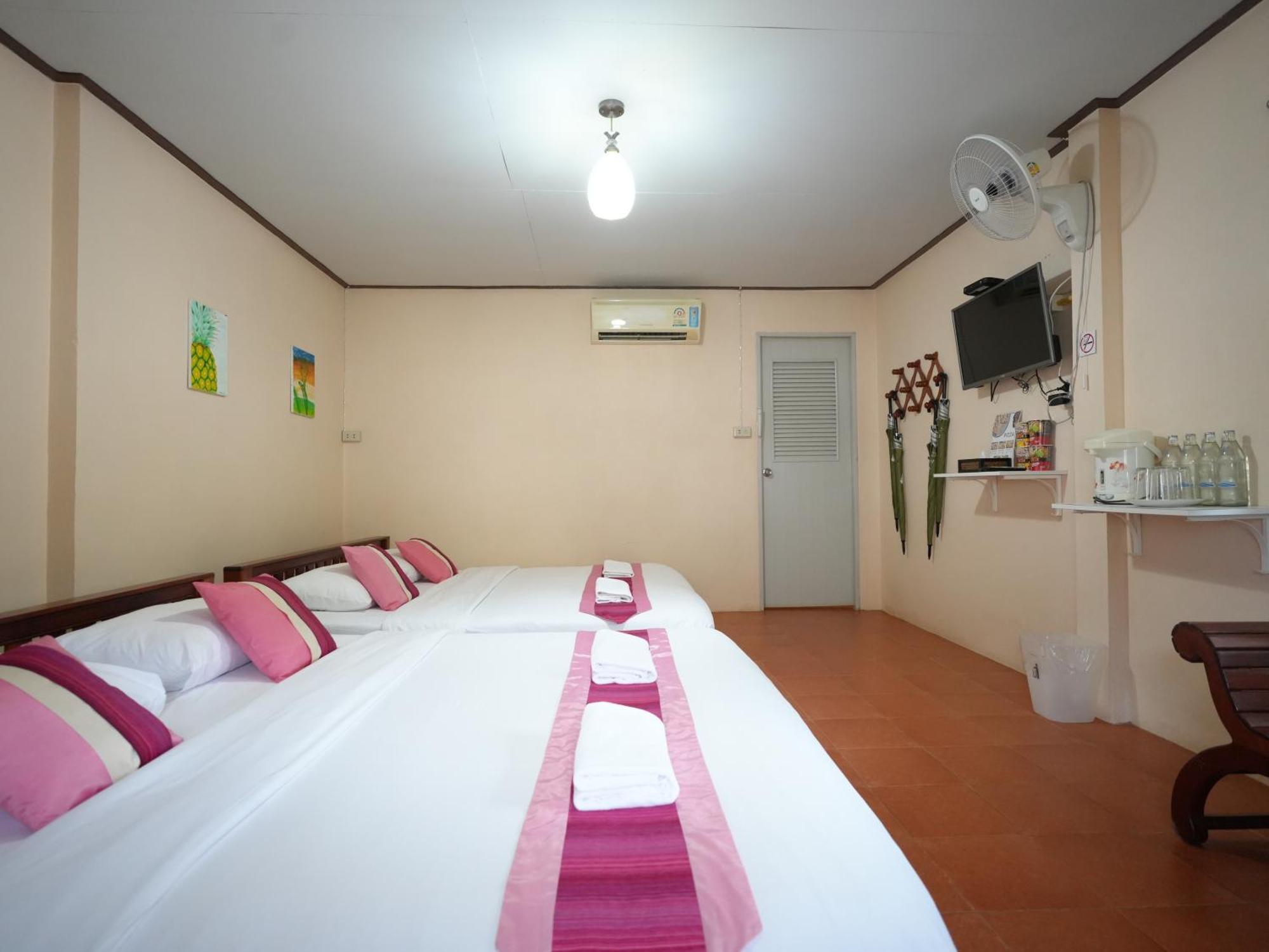 Baan Pun Sook Resort Chao Lao Beach Exterior foto