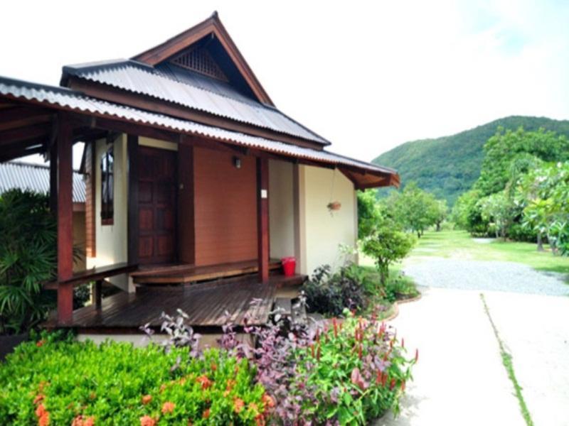 Baan Pun Sook Resort Chao Lao Beach Exterior foto