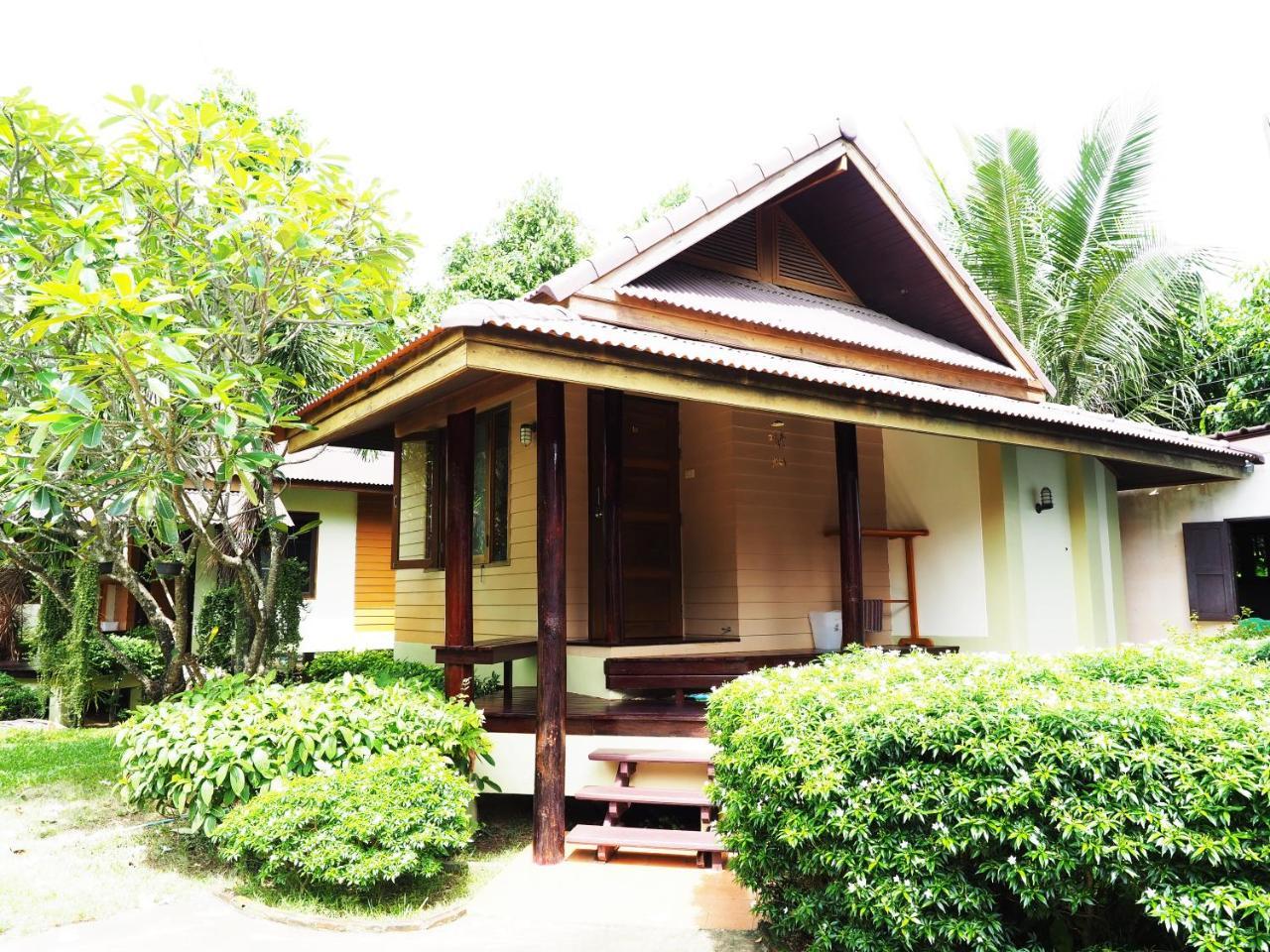 Baan Pun Sook Resort Chao Lao Beach Exterior foto